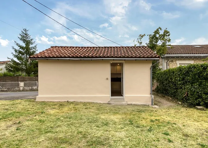 Charmant Appartement Apartament Ruelle-sur-Touvre